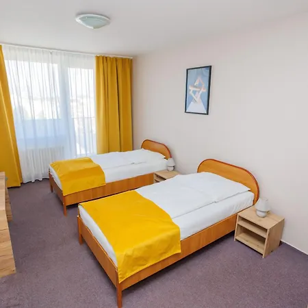 Hotell Fit 3*