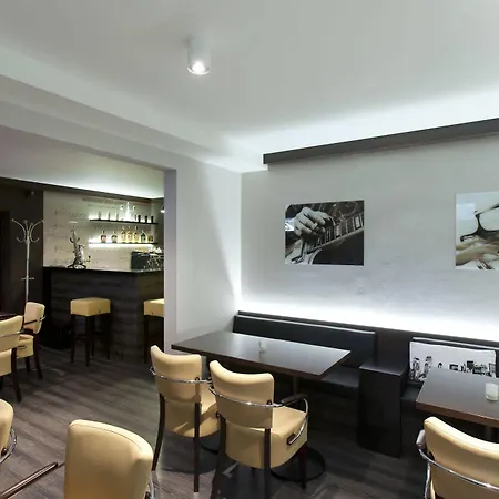 Fit Hotell 3*
